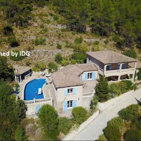 Villa Tiki *